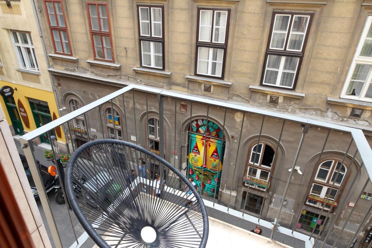 Artemisia Luxury Apartments Balcony Будапеща Екстериор снимка